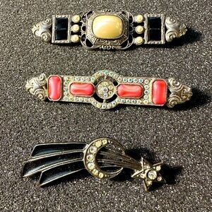 Vintage brooch set. 3 pins. Two pin bars one shooting star. Art deco feeling.